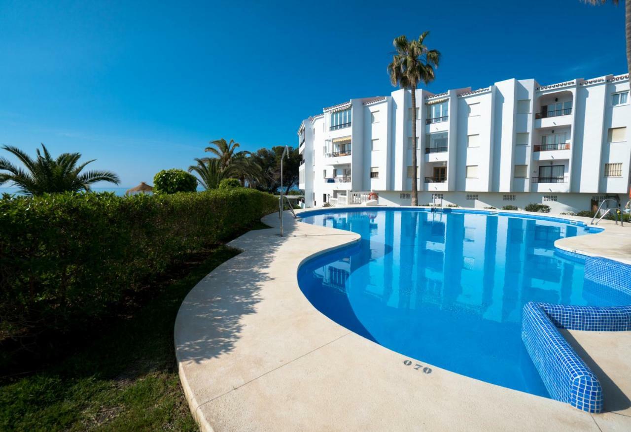 Palmeras 80 Menyber Nerja Exterior photo
