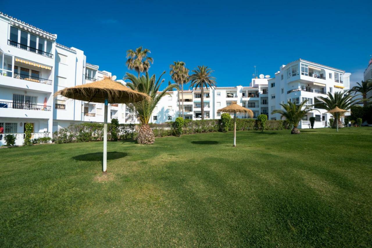 Palmeras 80 Menyber Nerja Exterior photo